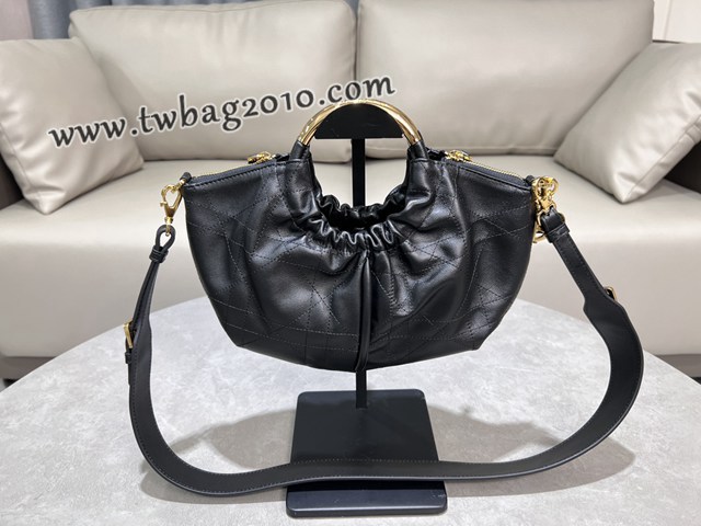 Dior专柜新款迪奥顶级原单2025新款饺子包手提女包 djfk1169